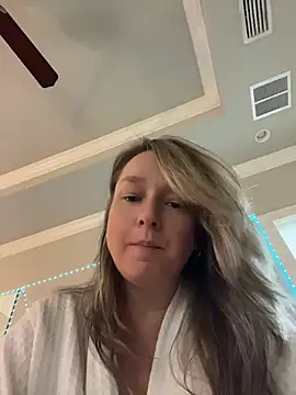 Vivian MayXxX online show from 18, 4, 2026