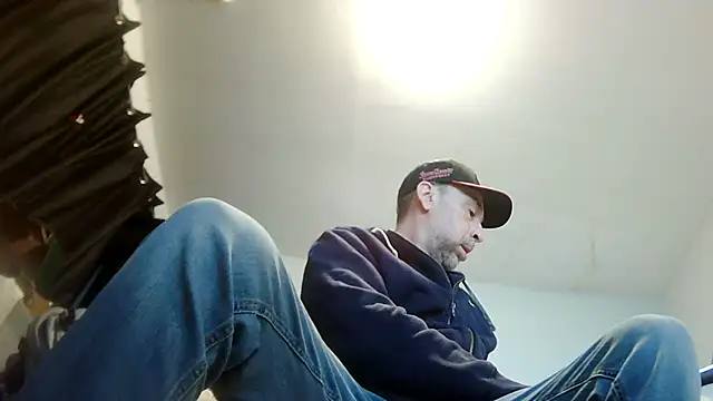 Snapshot of Wolfeman74 chatting on 19, 6, 2026 Wolfeman74 online show from 19, 6, 2026