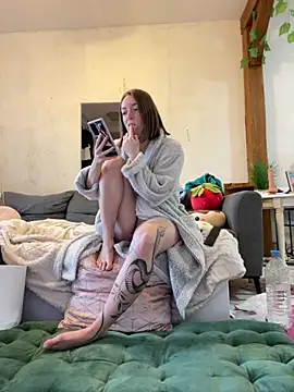 Snapshot of Daisy_Michto_Officiel chatting on 23, 1, 2025 Daisy Michto Officiel online show from 23, 1, 2025