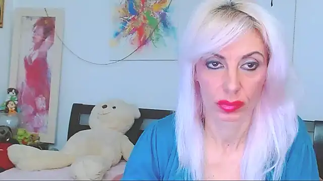 HoneyLara online show from 17, 12, 2025