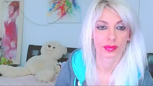 HoneyLara online show from 18, 1, 2026