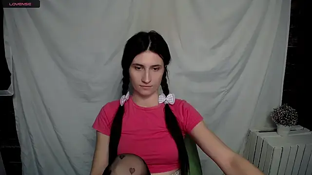 Snapshot of MaryEm976 chatting on 29, 1, 2025 MaryEm976 online show from 29, 1, 2025