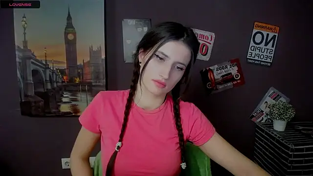 Snapshot of MaryEm976 chatting on 7, 2, 2025 MaryEm976 online show from 7, 2, 2025