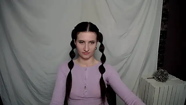 Snapshot of MaryEm976 chatting on 11, 2, 2025 MaryEm976 online show from 11, 2, 2025