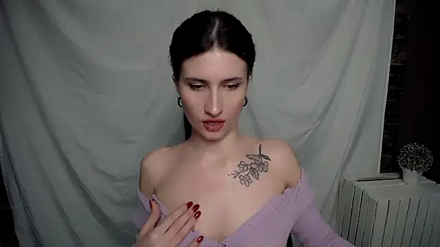 Snapshot of MaryEm976 chatting on 12, 2, 2025 MaryEm976 online show from 12, 2, 2025