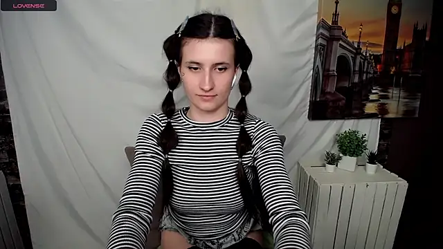 Snapshot of MaryEm976 chatting on 16, 3, 2025 MaryEm976 online show from 16, 3, 2025