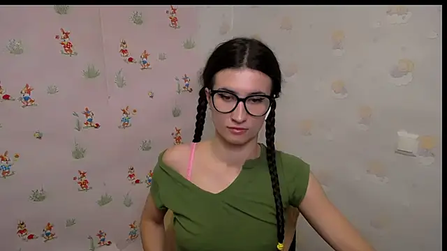 Snapshot of MaryEm976 chatting on 25, 10, 2025 MaryEm976 online show from 25, 10, 2025