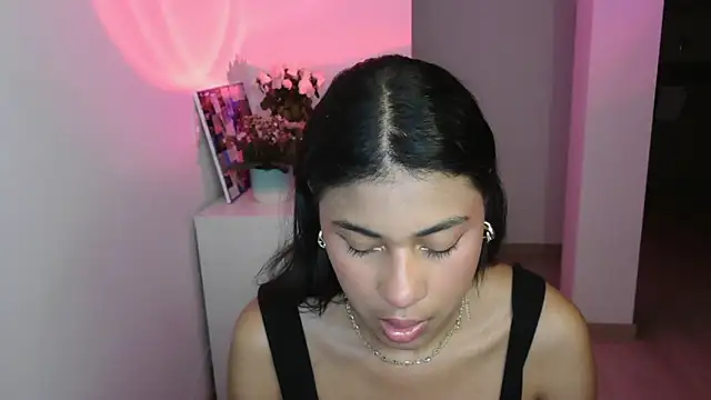 Snapshot of dark_enchantress_ chatting on 9, 1, 2025 dark enchantress online show from 9, 1, 2025