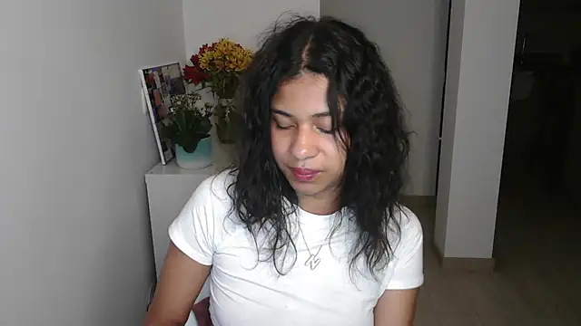 Snapshot of dark_enchantress_ chatting on 15, 1, 2025 dark enchantress online show from 15, 1, 2025