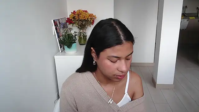 Snapshot of dark_enchantress_ chatting on 17, 1, 2025 dark enchantress online show from 17, 1, 2025