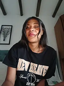 Snapshot of dark_enchantress_ chatting on 8, 10, 2025 dark enchantress online show from 8, 10, 2025