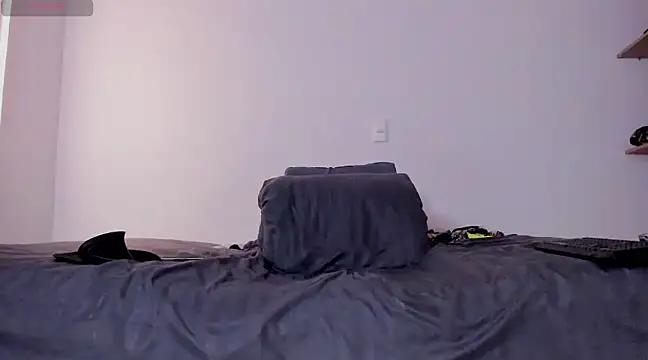 Snapshot of Cloudy_pigDude chatting on 7, 3, 2025 Cloudy pigDude online show from 7, 3, 2025