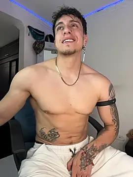 Snapshot of strongboy_ chatting on 20, 6, 2026 strongboy online show from 20, 6, 2026