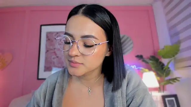 SoySaraa online show from 15, 2, 2025