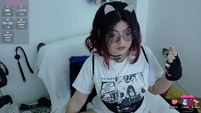 Catwhite  online show from 16, 9, 2025