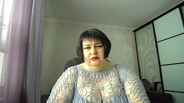 Snapshot of JuicyLady_Di chatting on 21, 5, 2026 JuicyLady Di online show from 21, 5, 2026