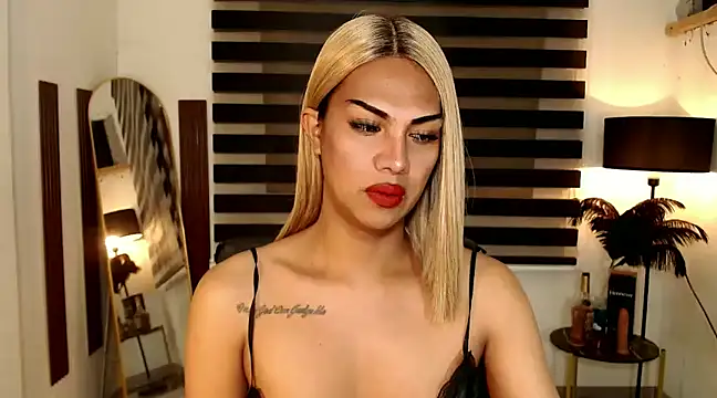 SarahAmber online show from 26, 1, 2025