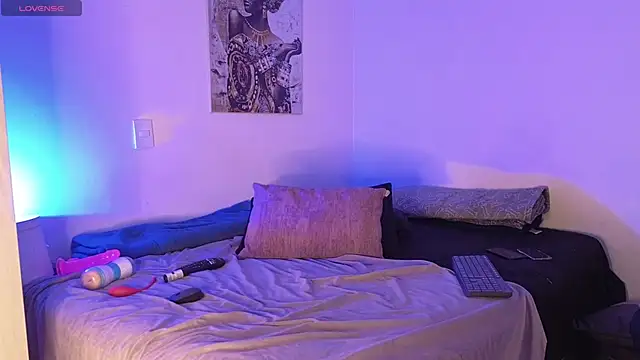 Corina Ts online show from 23, 10, 2025