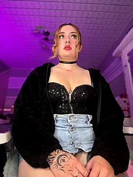 Sam Thompsoon  online show from 8, 11, 2025