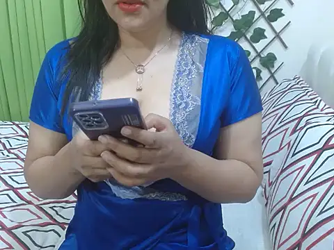 Lovelywife786 online show from 10, 12, 2024