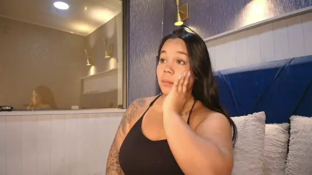 EmilyQueen3x online show from 26, 2, 2026