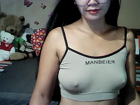 Snapshot of Mia_Rein chatting on 15, 7, 2026 Mia Rein online show from 15, 7, 2026
