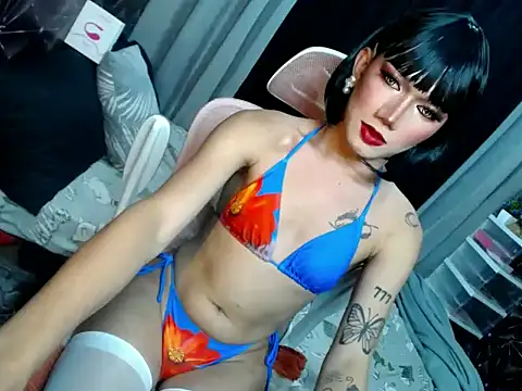 Snapshot of blowzy_sexy chatting on 7, 7, 2026 blowzy sexy online show from 7, 7, 2026