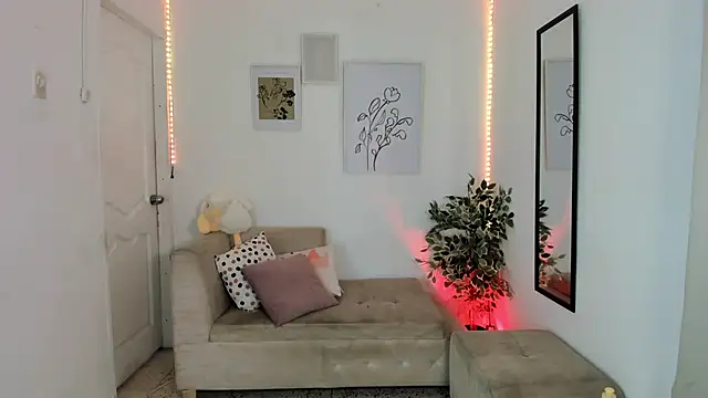 Snapshot of hornyprincess__ chatting on 2, 2, 2025 hornyprincess online show from 2, 2, 2025