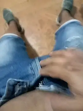 Snapshot of Vulckano43 chatting on 2, 3, 2025 Vulckano43 online show from 2, 3, 2025