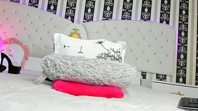 Snapshot of Aidasina chatting on 10, 3, 2025 Aidasina online show from 10, 3, 2025