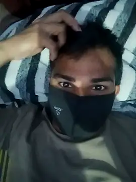 Snapshot of Sinewsex_pussylove chatting on 1, 3, 2025 Sinewsex pussylove online show from 1, 3, 2025