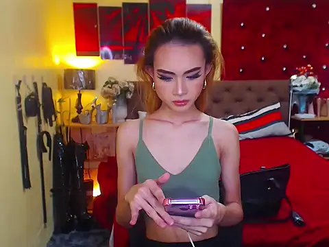 MeatyhorsecockMistress online show from 24, 10, 2025