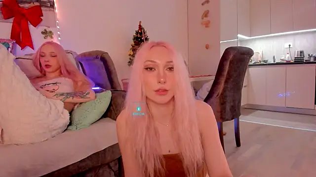 AlexRoseLiRed online show from 4, 1, 2025