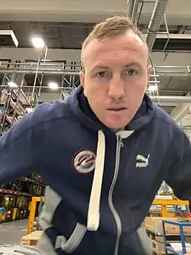 Snapshot of danicohoney chatting on 7, 10, 2025 danicohoney online show from 7, 10, 2025