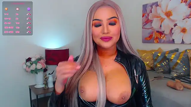 Snapshot of HugeCock_Savanna chatting on 19, 9, 2025 HugeCock Savanna online show from 19, 9, 2025