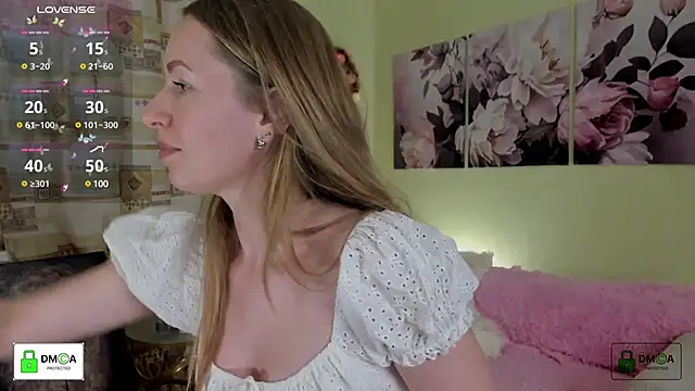 Snapshot of Queenymel chatting on 16, 1, 2025 Queenymel online show from 16, 1, 2025