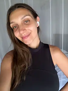 Snapshot of AllisonStark chatting on 16, 2, 2025 AllisonStark online show from 16, 2, 2025