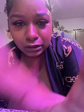 Snapshot of BigFineSelena chatting on 7, 10, 2025 BigFineSelena online show from 7, 10, 2025