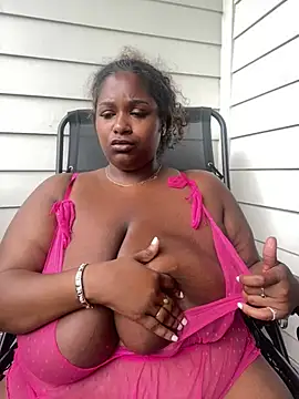 Snapshot of BigFineSelena chatting on 20, 6, 2026 BigFineSelena online show from 20, 6, 2026