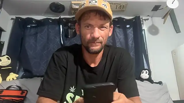 Snapshot of goodick4u28 chatting on 1, 5, 2026 goodick4u28 online show from 1, 5, 2026