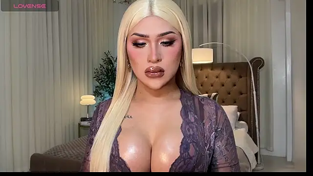 Your Majesty Tyra online show from 9, 3, 2026