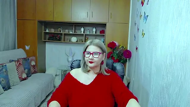 LucilleFenlys online show from 21, 10, 2025