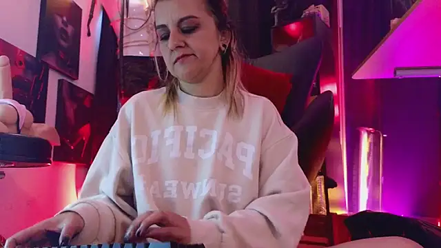 PerlaDivaio online show from 16, 4, 2026