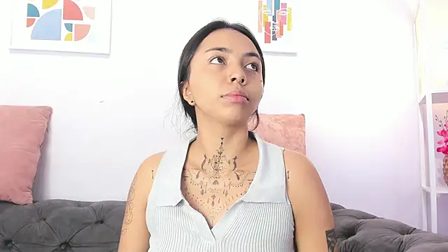 Snapshot of miss_soffi_ chatting on 11, 1, 2025 miss soffi online show from 11, 1, 2025