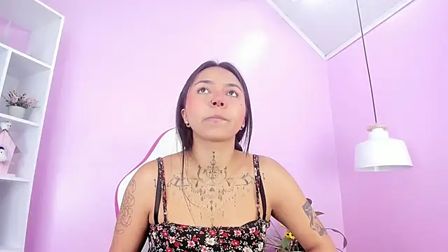 Snapshot of miss_soffi_ chatting on 4, 2, 2025 miss soffi online show from 4, 2, 2025