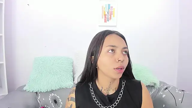 Snapshot of miss_soffi_ chatting on 9, 9, 2025 miss soffi online show from 9, 9, 2025