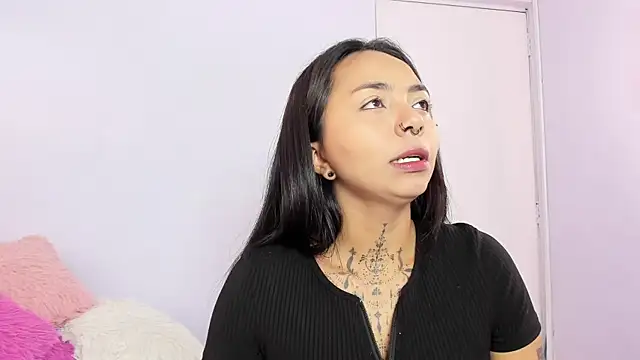 Snapshot of miss_soffi_ chatting on 27, 9, 2025 miss soffi online show from 27, 9, 2025