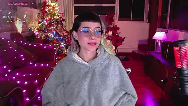 Aquamarinebubble online show from 7, 1, 2025