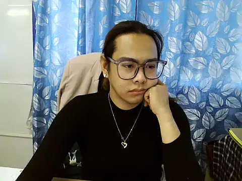 Snapshot of Your_PrettyGirlxxx chatting on 24, 4, 2026 Your PrettyGirlxxx online show from 24, 4, 2026
