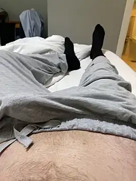 Snapshot of okanist chatting on 1, 2, 2025 okanist online show from 1, 2, 2025